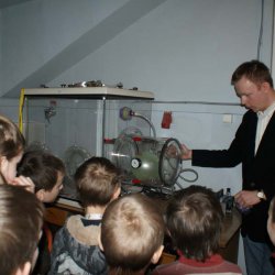 02_dowiadczenie z komor cinieniow